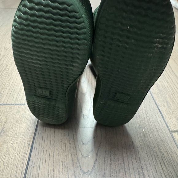 Hunter Kids Forest Green Rain Boots - Picture 3 of 3